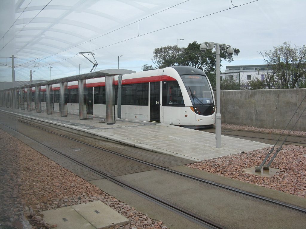 Tram at the Edinburgh Airport terminus stop (geograph 3738462)