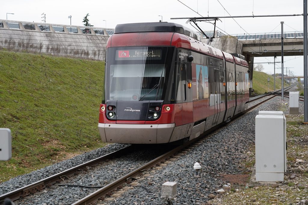 Rhone Express 104 LYS 250324