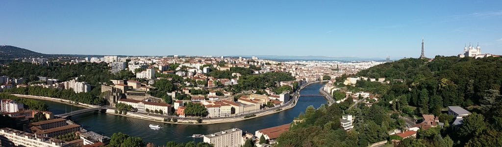 Lyon - Panorama sur la Saône depuis le toit d'un immeuble montée de l'Observance