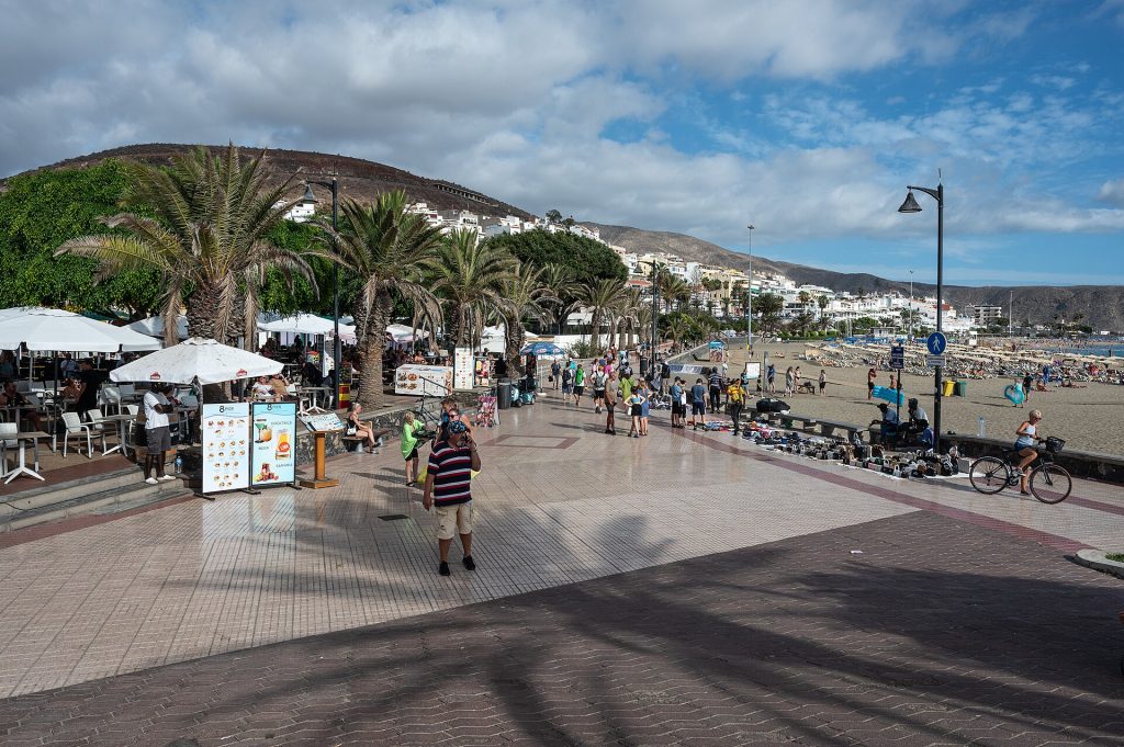 Playa-Las-Vistas-Promenade-Tenerife-2024